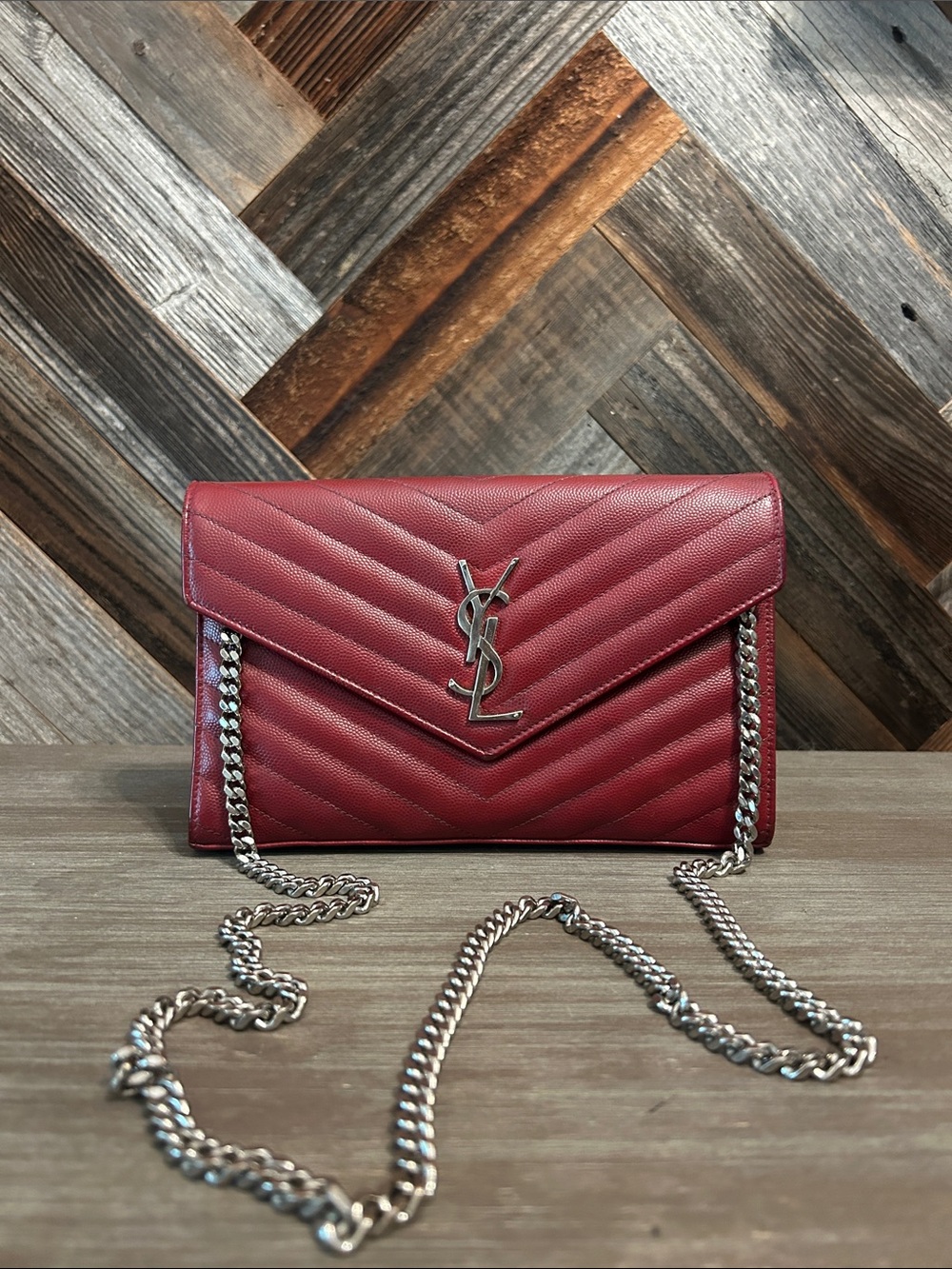 YSL Signature Cassandre Wallet on Chain